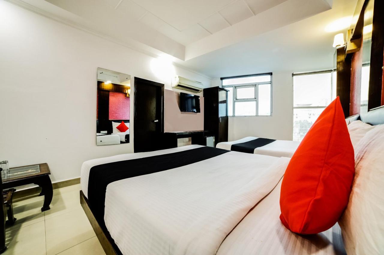 Capital O 6408 Hotel Delhi Heart Нью-Делі Екстер'єр фото